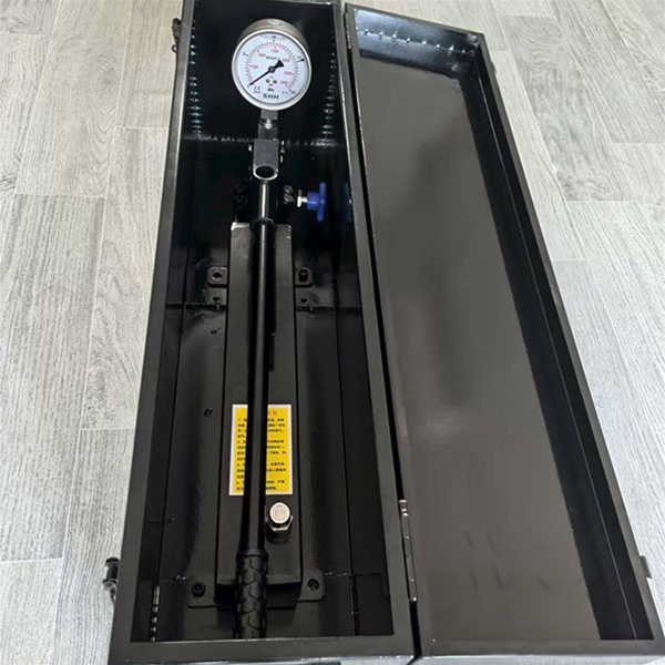 超高壓手動油泵